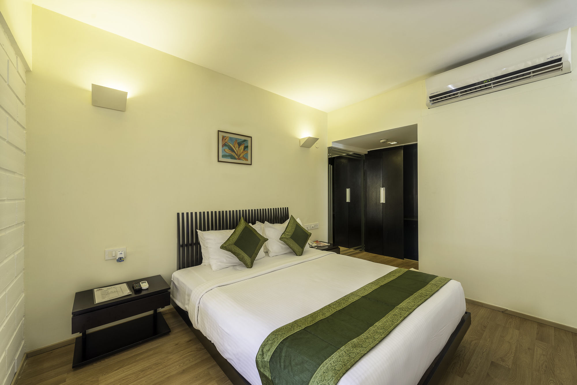 Treebo Trend Spektrum Suites Mysore Exterior photo