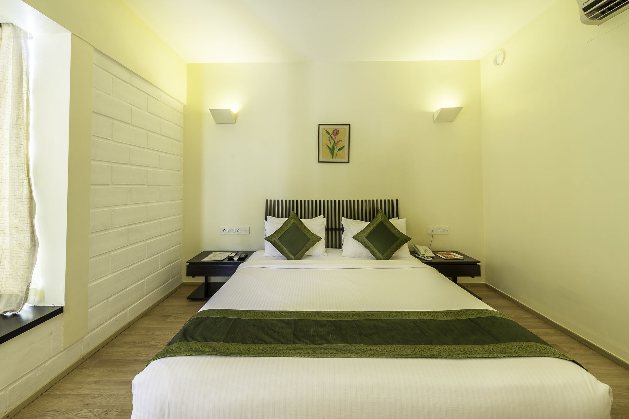Treebo Trend Spektrum Suites Mysore Exterior photo