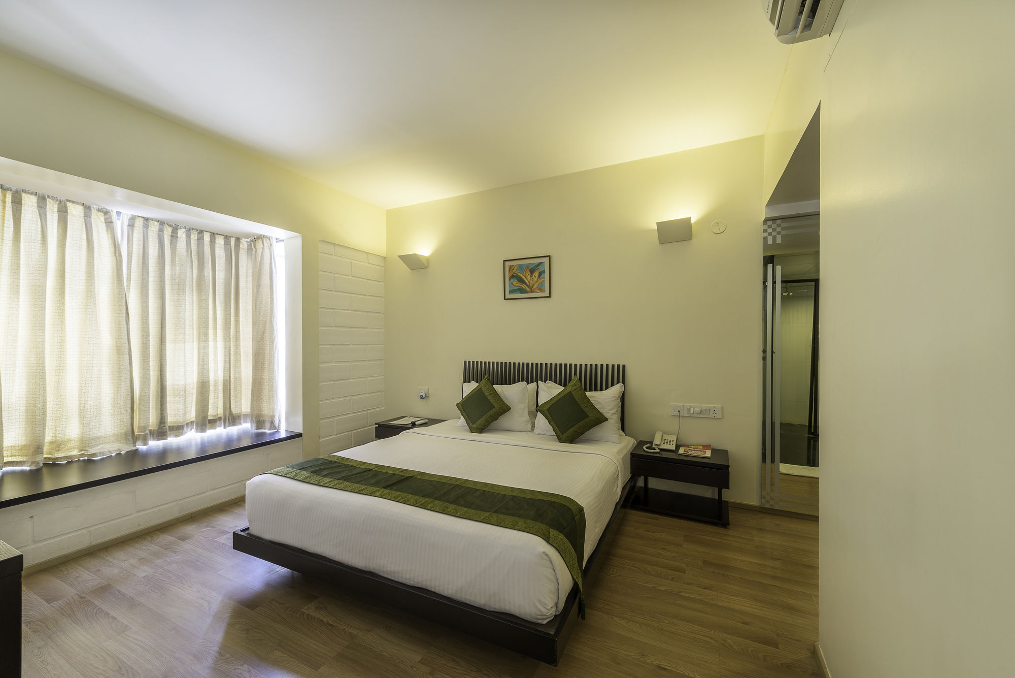 Treebo Trend Spektrum Suites Mysore Exterior photo