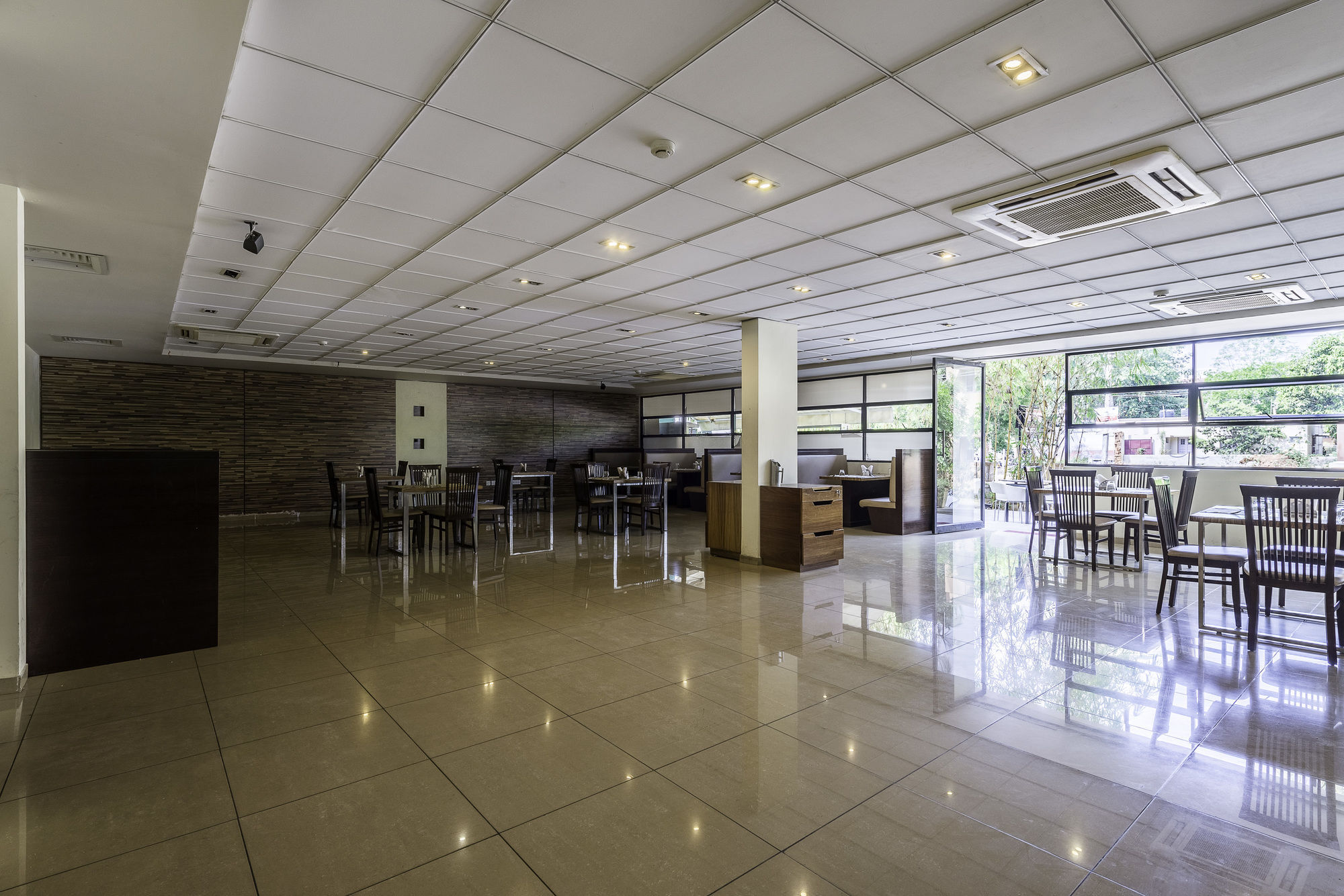 Treebo Trend Spektrum Suites Mysore Exterior photo